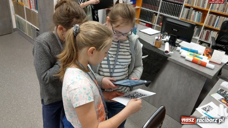 Zdjęcie w galerii na portalu naszraciborz.pl: Ahoj, przygodo! Piracka Noc z Andersenem w bibliotece wiadomości z regionu