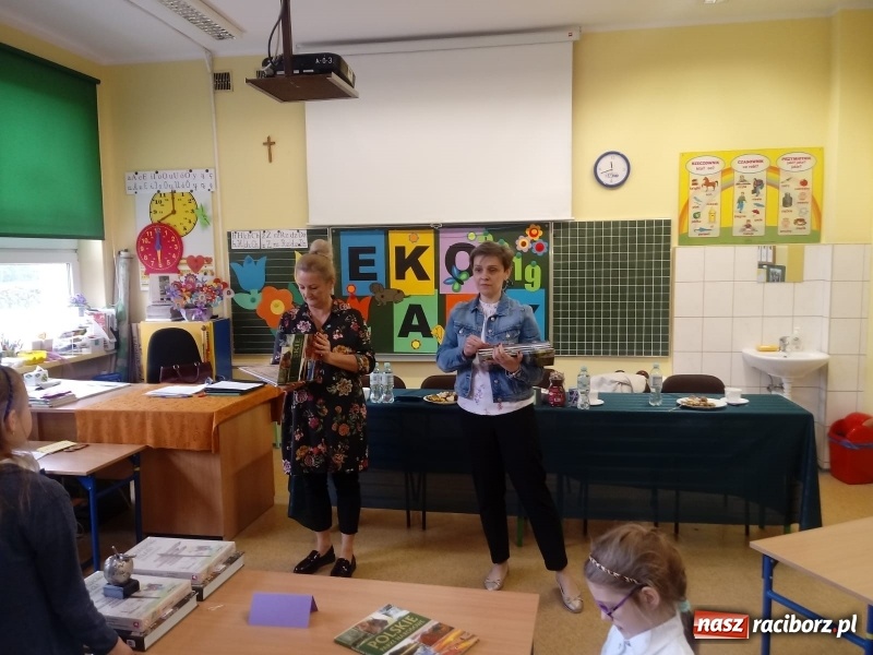 Zdjęcie w galerii na portalu naszraciborz.pl: Akcja segregacja. Eko-Asy w SP 15  wiadomości z regionu