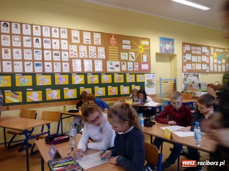 Zdjęcie w galerii na portalu naszraciborz.pl: Akcja segregacja. Eko-Asy w SP 15  wiadomości z regionu