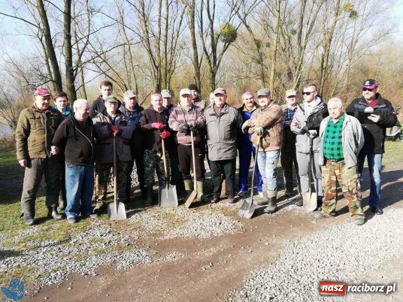 Zdjęcie w galerii na portalu naszraciborz.pl: Łowisko Łęg zostało posprzątane wiadomości z regionu