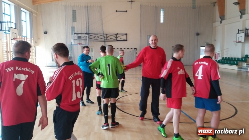 Zdjęcie w galerii na portalu naszraciborz.pl: Piłkarze amatorzy rywalizowali w Rudach o Puchar Starosty wiadomości z regionu