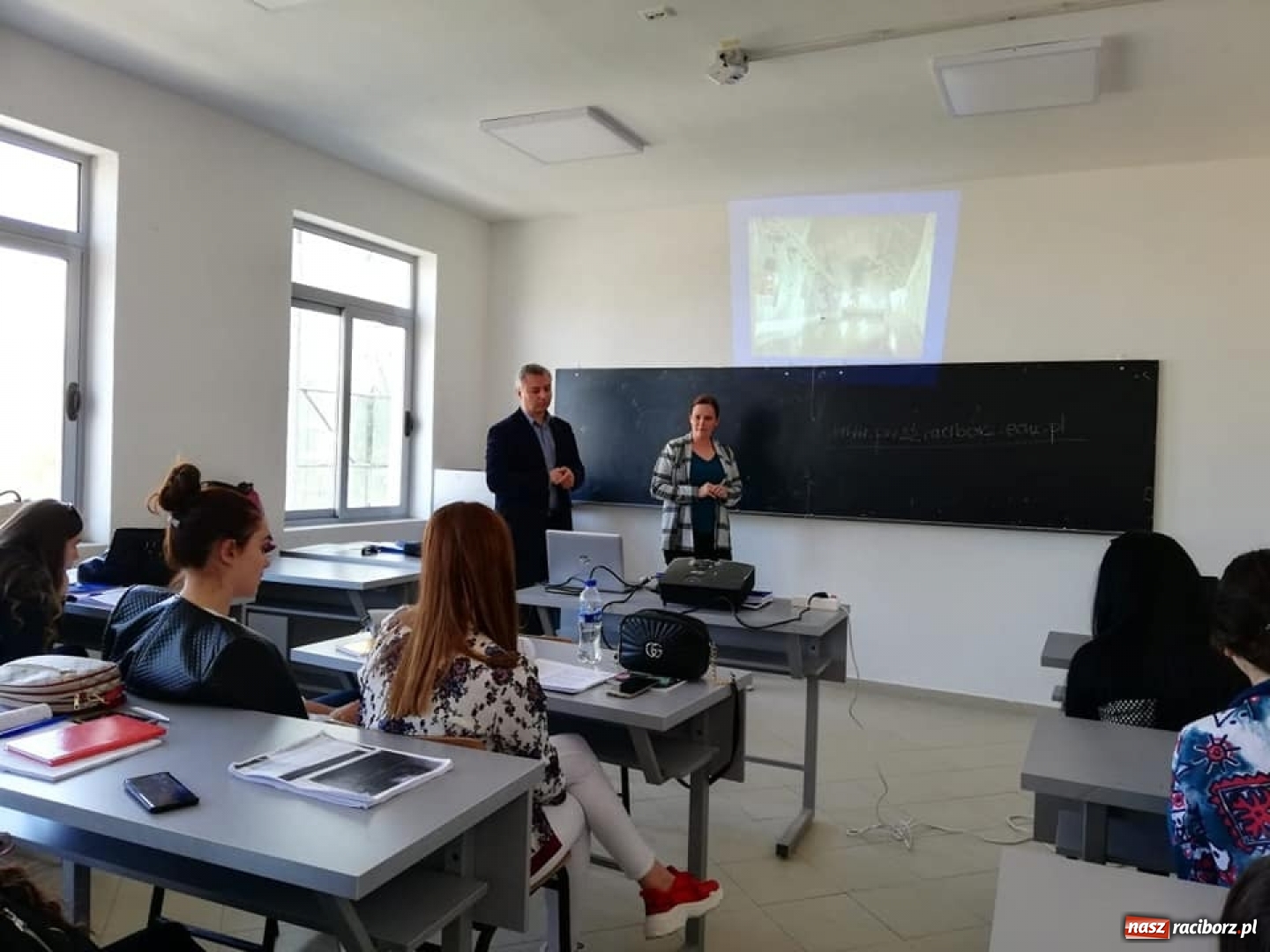 Zdjęcie w galerii na portalu naszraciborz.pl: Dyrektor Instytutu Neofilologii raciborskiej PWSZ na stypendium w Albanii wiadomości z regionu