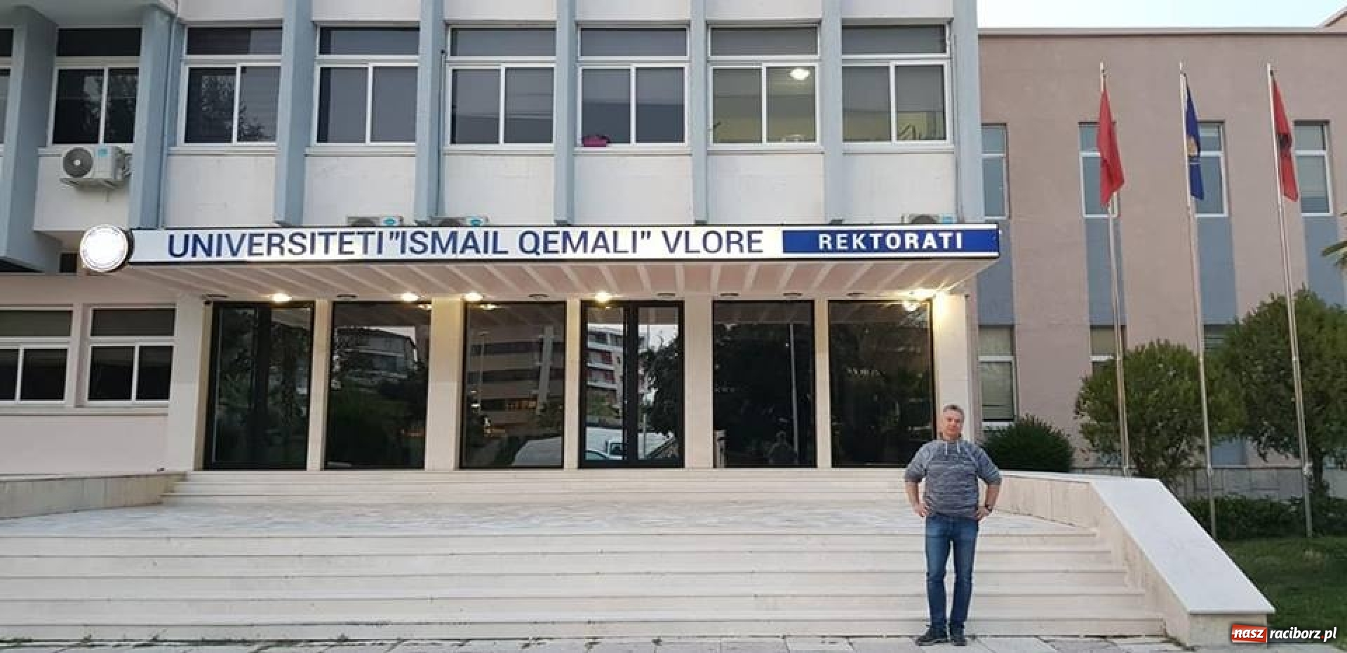 Zdjęcie w galerii na portalu naszraciborz.pl: Dyrektor Instytutu Neofilologii raciborskiej PWSZ na stypendium w Albanii wiadomości z regionu