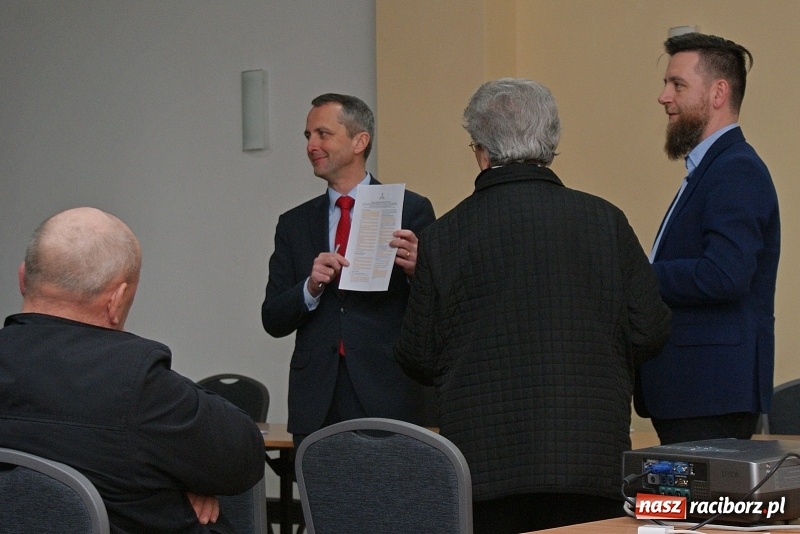 Zdjęcie w galerii na portalu naszraciborz.pl: Gazyfikacja w Sudole. Prezydent spotkał się z mieszkańcami dzielnicy wiadomości z regionu