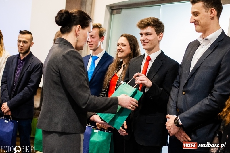 Zdjęcie w galerii na portalu naszraciborz.pl: CKZiU numer 1 podsumowało projekt Mobilni i kreatywni na europejskim rynku pracy wiadomości z regionu