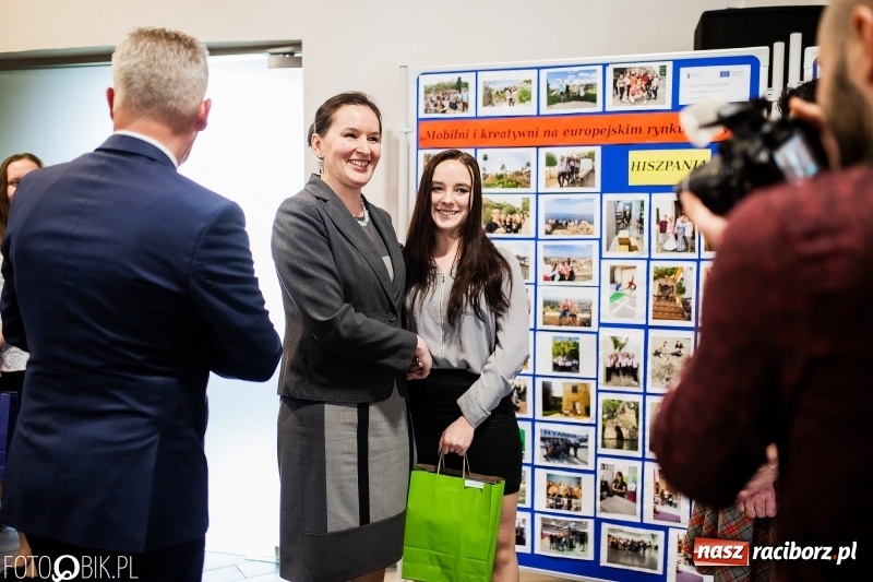 Zdjęcie w galerii na portalu naszraciborz.pl: CKZiU numer 1 podsumowało projekt Mobilni i kreatywni na europejskim rynku pracy wiadomości z regionu