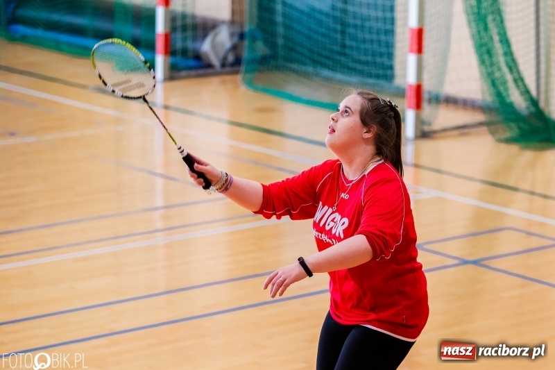 Zdjęcie w galerii na portalu naszraciborz.pl: 17. edycja Śląskiego Turnieju Badmintona Olimpiad Specjalnych wiadomości z regionu