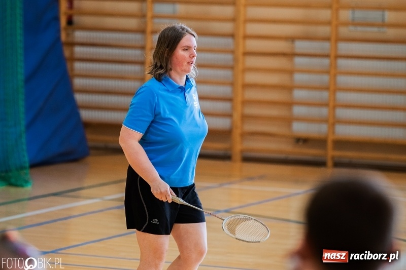 Zdjęcie w galerii na portalu naszraciborz.pl: 17. edycja Śląskiego Turnieju Badmintona Olimpiad Specjalnych wiadomości z regionu