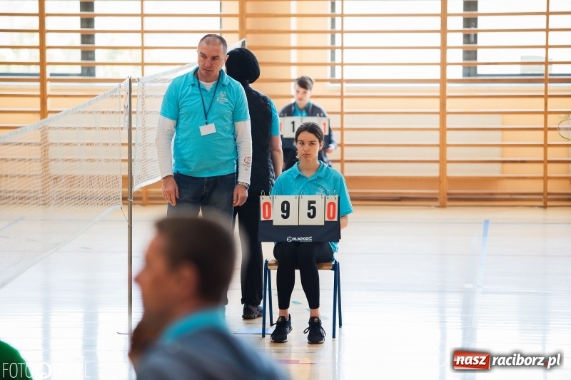 Zdjęcie w galerii na portalu naszraciborz.pl: 17. edycja Śląskiego Turnieju Badmintona Olimpiad Specjalnych wiadomości z regionu