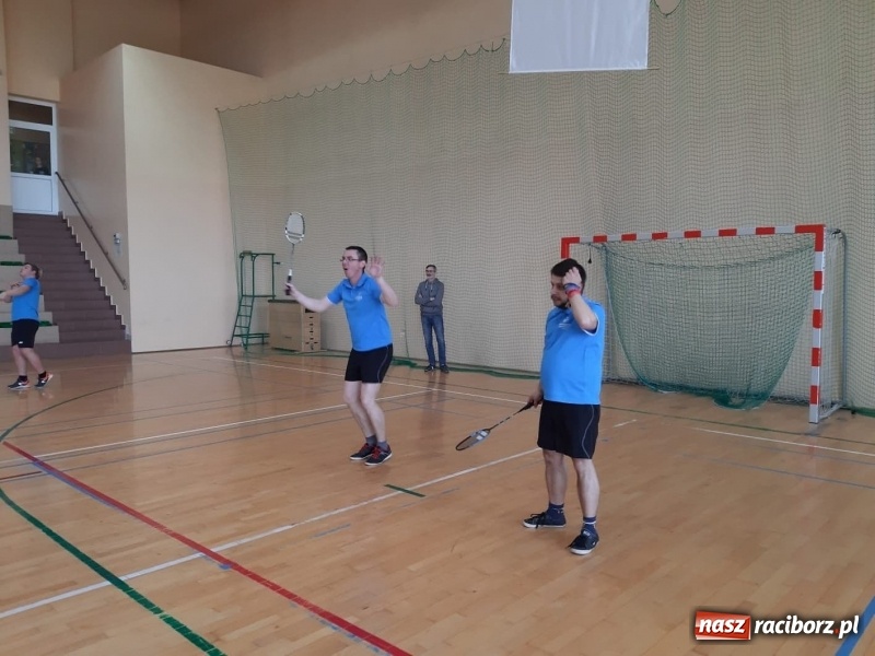 Zdjęcie w galerii na portalu naszraciborz.pl: 17. edycja Śląskiego Turnieju Badmintona Olimpiad Specjalnych wiadomości z regionu