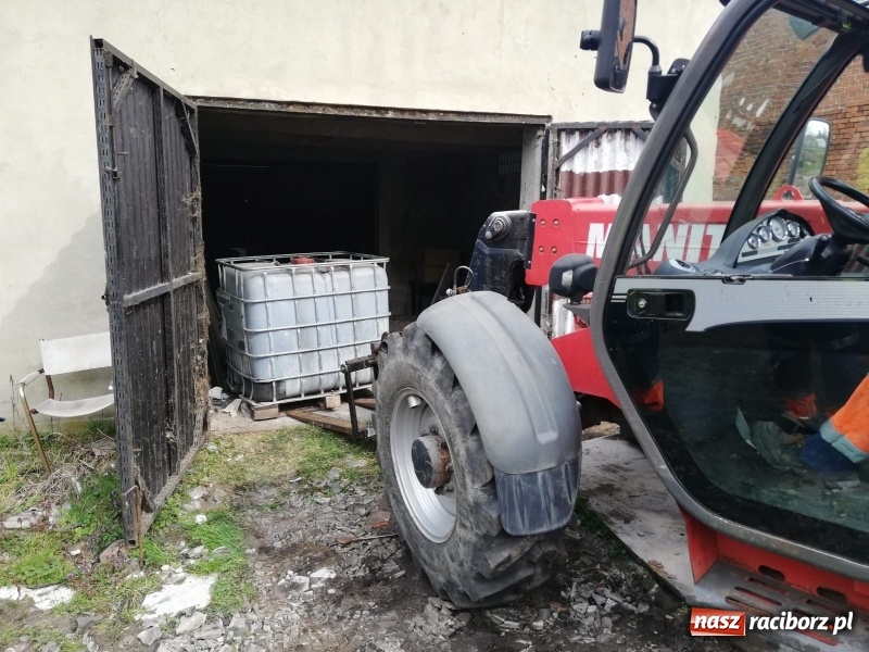 Zdjęcie w galerii na portalu naszraciborz.pl: Bomba w centrum wsi przestała tykać! Ogromne koszty operacji wiadomości z regionu