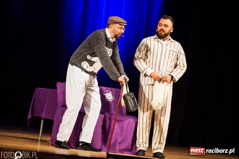 Zdjęcie w galerii na portalu naszraciborz.pl: Kabaret Młodych Panów z nowym programem w Raciborskim Centrum Kultury wiadomości z regionu