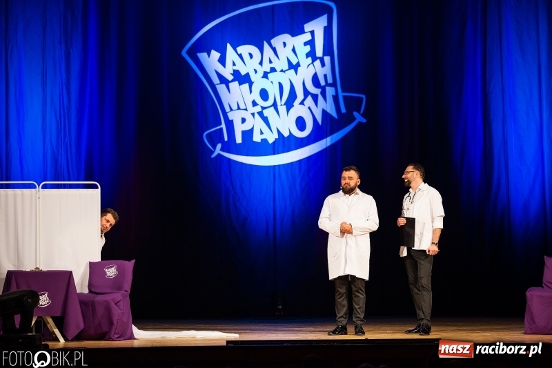 Zdjęcie w galerii na portalu naszraciborz.pl: Kabaret Młodych Panów z nowym programem w Raciborskim Centrum Kultury wiadomości z regionu