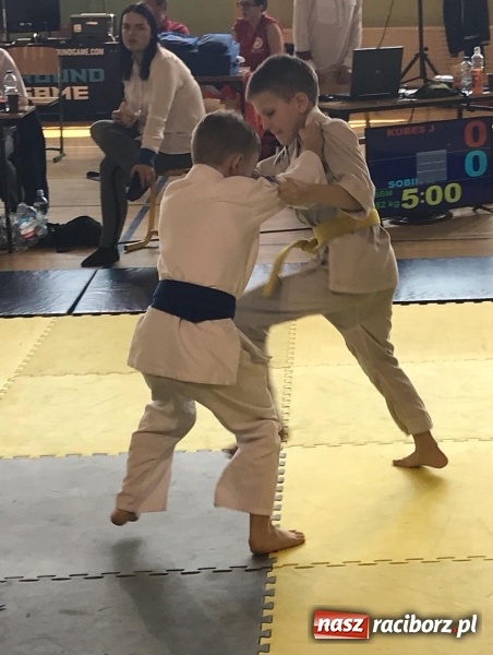 Zdjęcie w galerii na portalu naszraciborz.pl: Dobry start Łamatorów w Kuźni Raciborskiej wiadomości z regionu