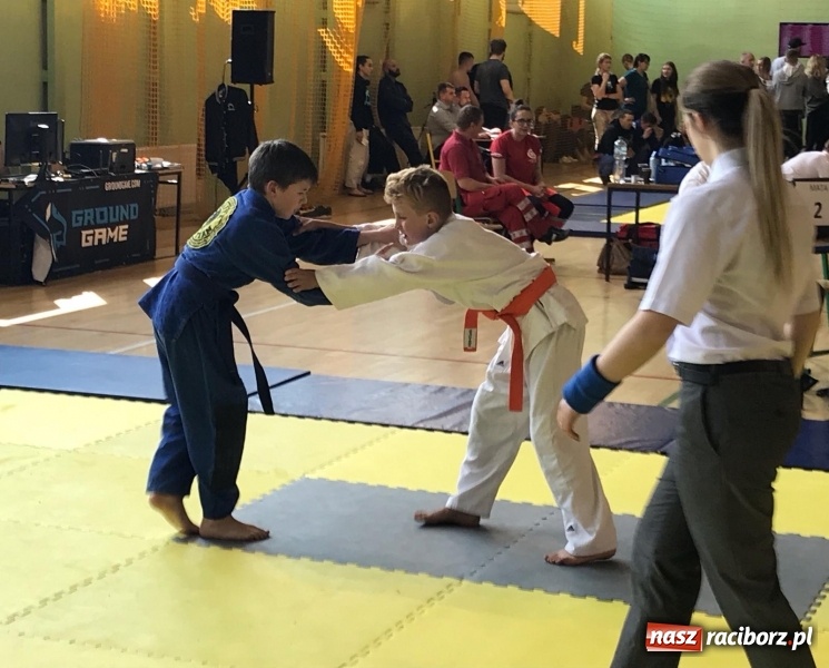 Zdjęcie w galerii na portalu naszraciborz.pl: Dobry start Łamatorów w Kuźni Raciborskiej wiadomości z regionu