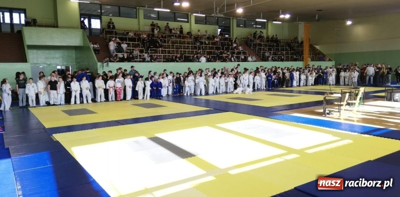 Zdjęcie w galerii na portalu naszraciborz.pl: Dobry start Łamatorów w Kuźni Raciborskiej wiadomości z regionu