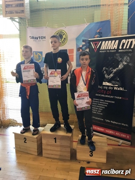 Zdjęcie w galerii na portalu naszraciborz.pl: Dobry start Łamatorów w Kuźni Raciborskiej wiadomości z regionu