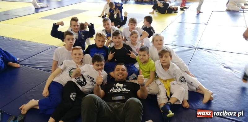 Zdjęcie w galerii na portalu naszraciborz.pl: Dobry start Łamatorów w Kuźni Raciborskiej wiadomości z regionu