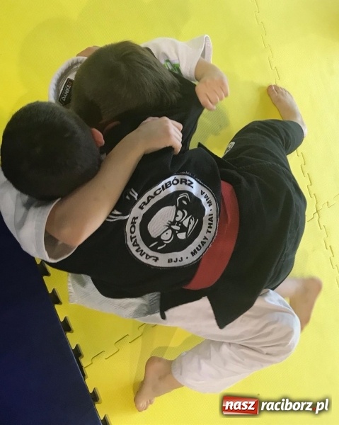 Zdjęcie w galerii na portalu naszraciborz.pl: Dobry start Łamatorów w Kuźni Raciborskiej wiadomości z regionu