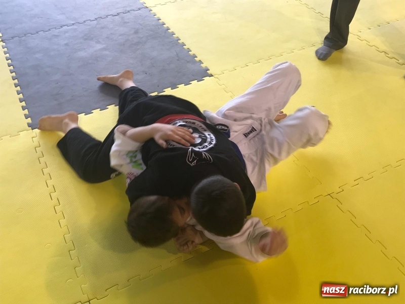 Zdjęcie w galerii na portalu naszraciborz.pl: Dobry start Łamatorów w Kuźni Raciborskiej wiadomości z regionu