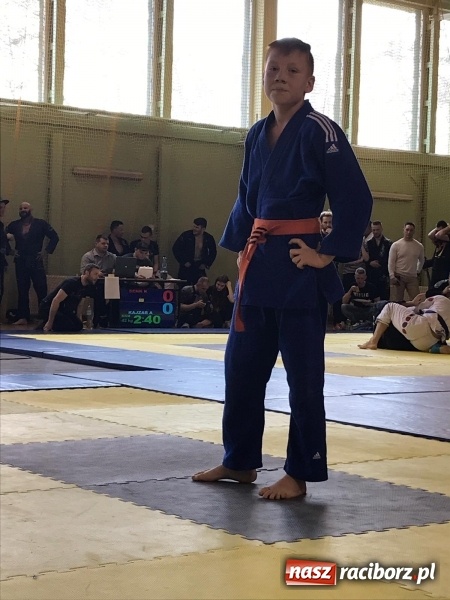 Zdjęcie w galerii na portalu naszraciborz.pl: Dobry start Łamatorów w Kuźni Raciborskiej wiadomości z regionu