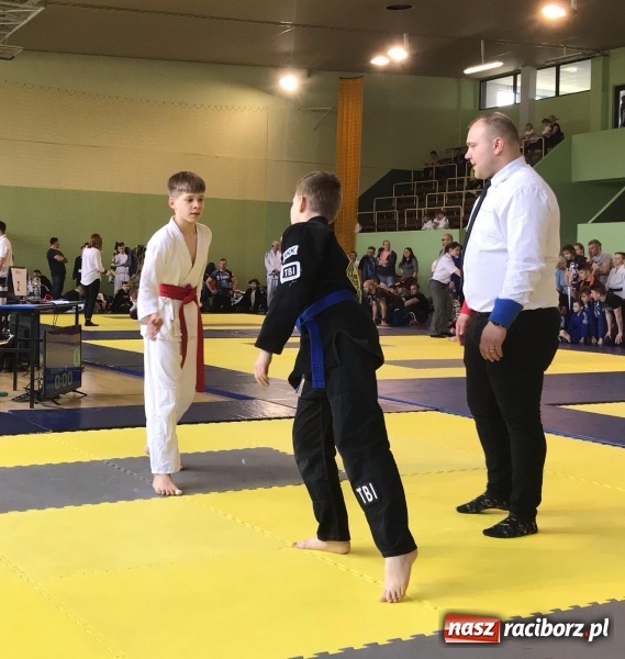 Zdjęcie w galerii na portalu naszraciborz.pl: Dobry start Łamatorów w Kuźni Raciborskiej wiadomości z regionu