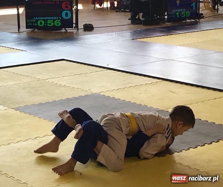 Zdjęcie w galerii na portalu naszraciborz.pl: Dobry start Łamatorów w Kuźni Raciborskiej wiadomości z regionu