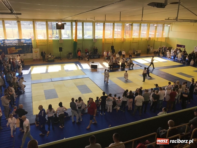 Zdjęcie w galerii na portalu naszraciborz.pl: Dobry start Łamatorów w Kuźni Raciborskiej wiadomości z regionu