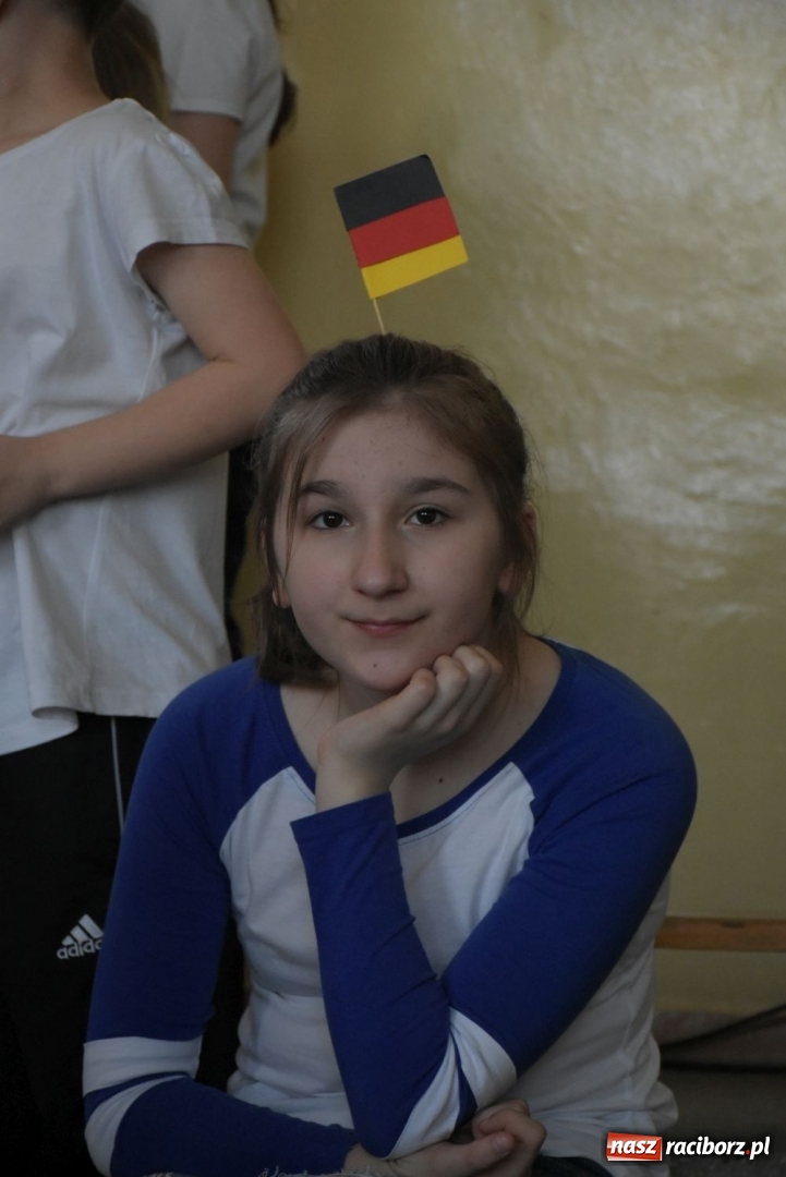 Zdjęcie w galerii na portalu naszraciborz.pl: W zdrowym ciele zdrowy duch – międzynarodowy projekt w Szkole w Tworkowie wiadomości z regionu