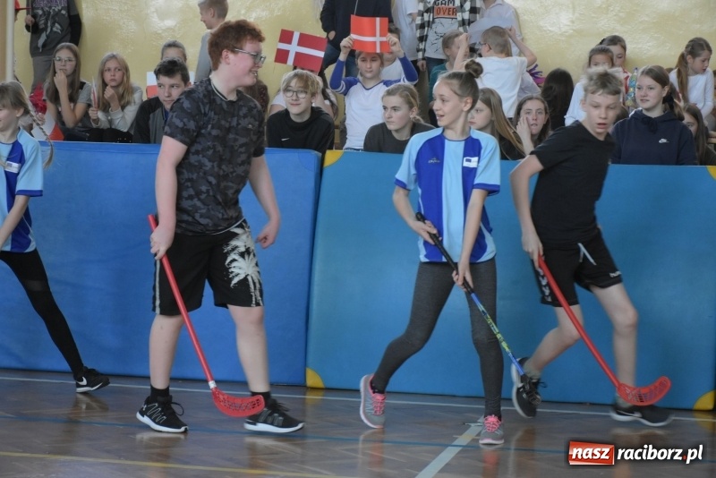 Zdjęcie w galerii na portalu naszraciborz.pl: W zdrowym ciele zdrowy duch – międzynarodowy projekt w Szkole w Tworkowie wiadomości z regionu