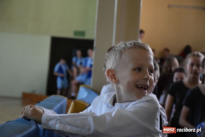 Zdjęcie w galerii na portalu naszraciborz.pl: W zdrowym ciele zdrowy duch – międzynarodowy projekt w Szkole w Tworkowie wiadomości z regionu