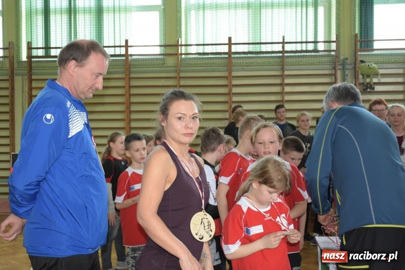 Zdjęcie w galerii na portalu naszraciborz.pl: W zdrowym ciele zdrowy duch – międzynarodowy projekt w Szkole w Tworkowie wiadomości z regionu