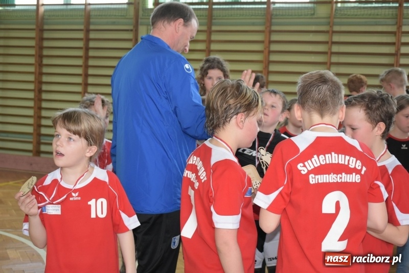 Zdjęcie w galerii na portalu naszraciborz.pl: W zdrowym ciele zdrowy duch – międzynarodowy projekt w Szkole w Tworkowie wiadomości z regionu