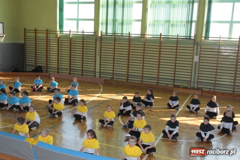 Zdjęcie w galerii na portalu naszraciborz.pl: W zdrowym ciele zdrowy duch – międzynarodowy projekt w Szkole w Tworkowie wiadomości z regionu