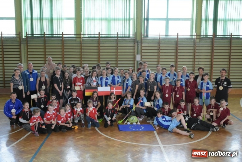 Zdjęcie w galerii na portalu naszraciborz.pl: W zdrowym ciele zdrowy duch – międzynarodowy projekt w Szkole w Tworkowie wiadomości z regionu