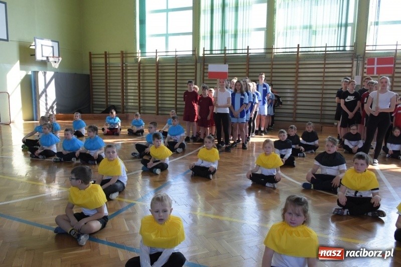 Zdjęcie w galerii na portalu naszraciborz.pl: W zdrowym ciele zdrowy duch – międzynarodowy projekt w Szkole w Tworkowie wiadomości z regionu