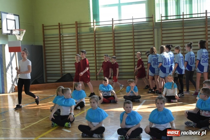 Zdjęcie w galerii na portalu naszraciborz.pl: W zdrowym ciele zdrowy duch – międzynarodowy projekt w Szkole w Tworkowie wiadomości z regionu