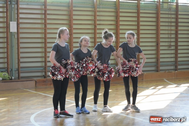 Zdjęcie w galerii na portalu naszraciborz.pl: W zdrowym ciele zdrowy duch – międzynarodowy projekt w Szkole w Tworkowie wiadomości z regionu