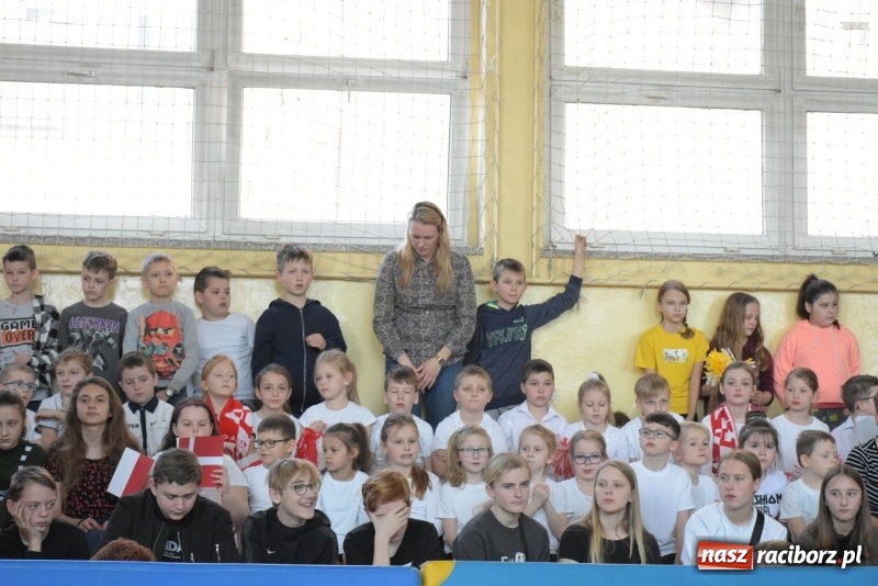 Zdjęcie w galerii na portalu naszraciborz.pl: W zdrowym ciele zdrowy duch – międzynarodowy projekt w Szkole w Tworkowie wiadomości z regionu