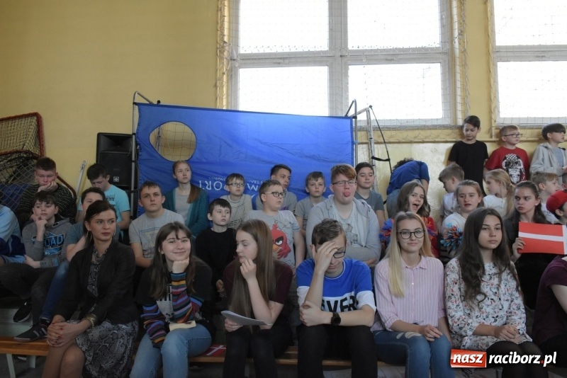 Zdjęcie w galerii na portalu naszraciborz.pl: W zdrowym ciele zdrowy duch – międzynarodowy projekt w Szkole w Tworkowie wiadomości z regionu