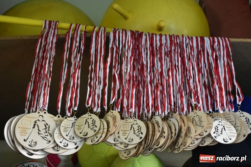 Zdjęcie w galerii na portalu naszraciborz.pl: W zdrowym ciele zdrowy duch – międzynarodowy projekt w Szkole w Tworkowie wiadomości z regionu