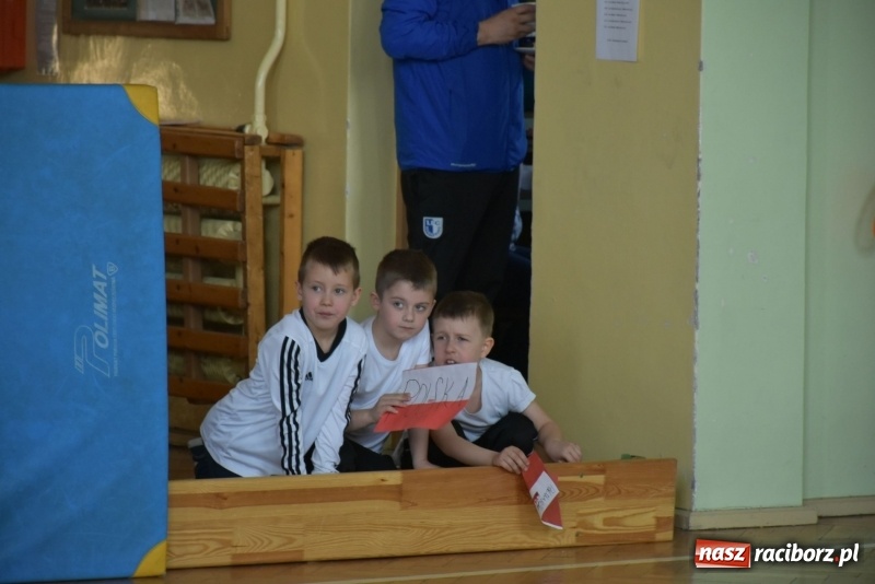 Zdjęcie w galerii na portalu naszraciborz.pl: W zdrowym ciele zdrowy duch – międzynarodowy projekt w Szkole w Tworkowie wiadomości z regionu