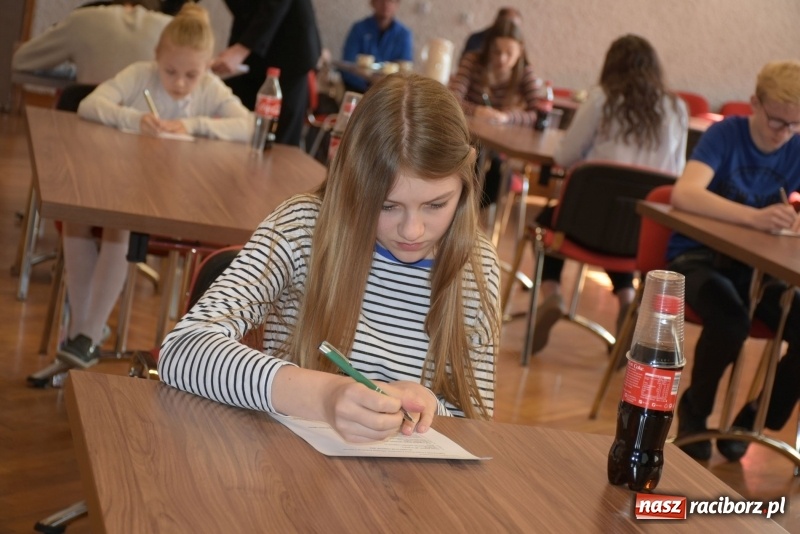 Zdjęcie w galerii na portalu naszraciborz.pl: Młodzież zapobiega pożarom. Turniej wiedzy pożarniczej  wiadomości z regionu