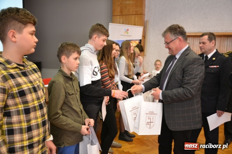 Zdjęcie w galerii na portalu naszraciborz.pl: Młodzież zapobiega pożarom. Turniej wiedzy pożarniczej  wiadomości z regionu