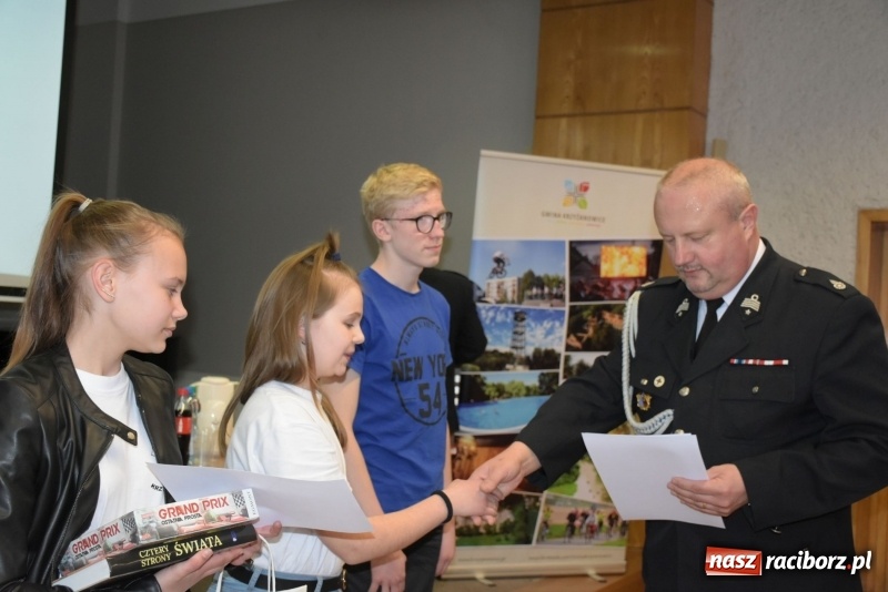 Zdjęcie w galerii na portalu naszraciborz.pl: Młodzież zapobiega pożarom. Turniej wiedzy pożarniczej  wiadomości z regionu