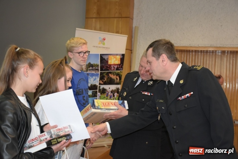 Zdjęcie w galerii na portalu naszraciborz.pl: Młodzież zapobiega pożarom. Turniej wiedzy pożarniczej  wiadomości z regionu