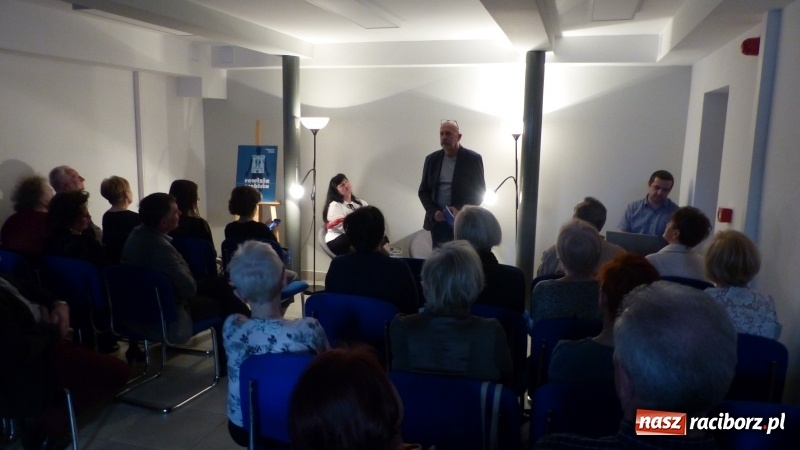 Zdjęcie w galerii na portalu naszraciborz.pl: Rewizja osobista Aleksandra Pordzika  wiadomości z regionu