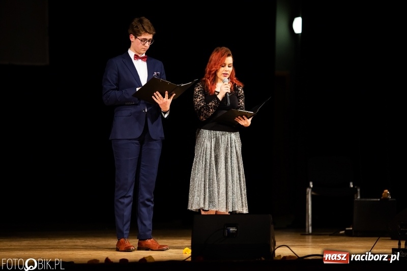 Zdjęcie w galerii na portalu naszraciborz.pl: Po raz siódmy śpiewali po hiszpańsku wiadomości z regionu