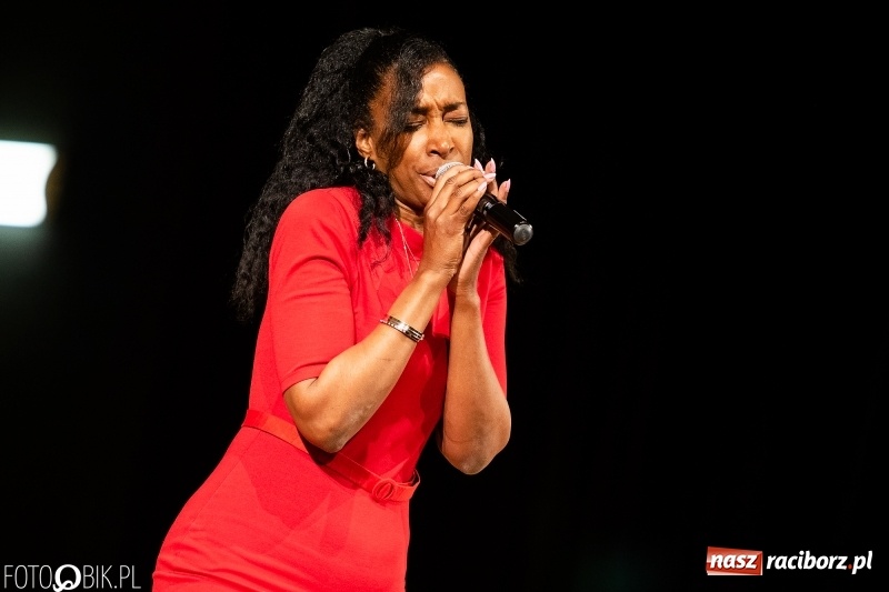 Zdjęcie w galerii na portalu naszraciborz.pl: Po raz siódmy śpiewali po hiszpańsku wiadomości z regionu