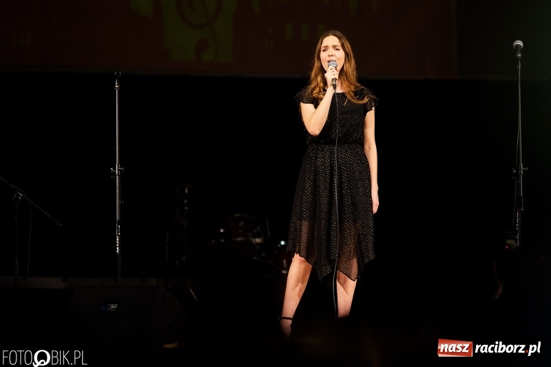 Zdjęcie w galerii na portalu naszraciborz.pl: Po raz siódmy śpiewali po hiszpańsku wiadomości z regionu